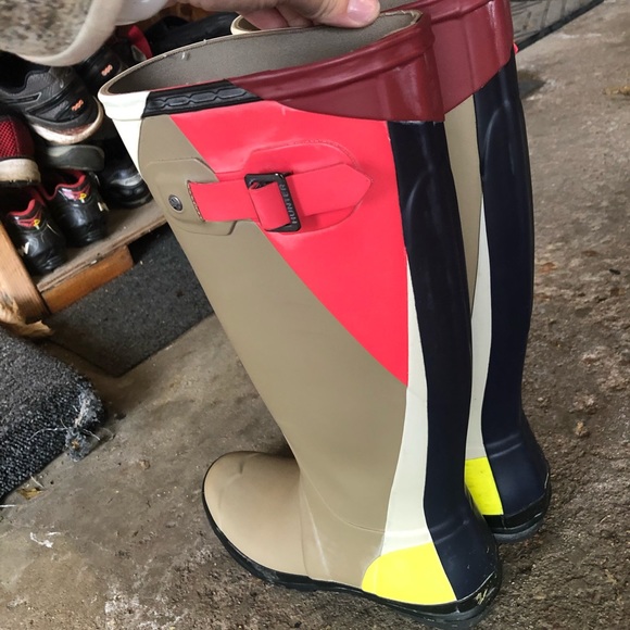 Hunter Boots - Picture 2 of 4